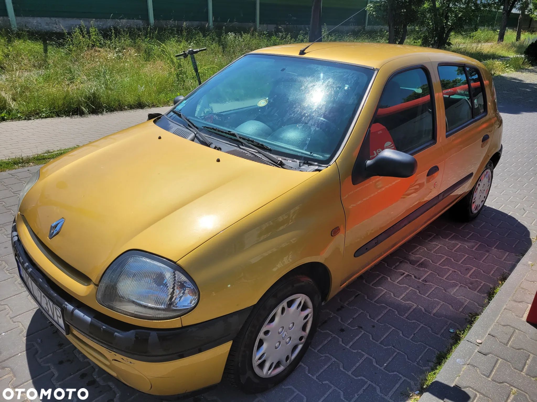 Renault Clio 1.4 RT - 1