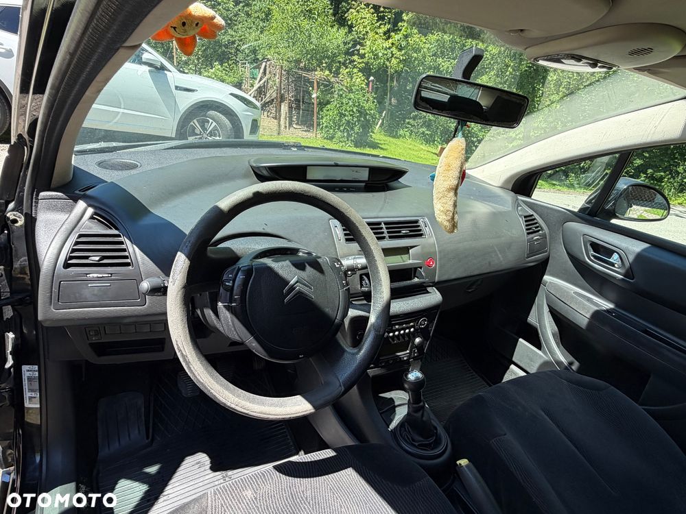 Citroën C4 1.6 HDi Impress - 8