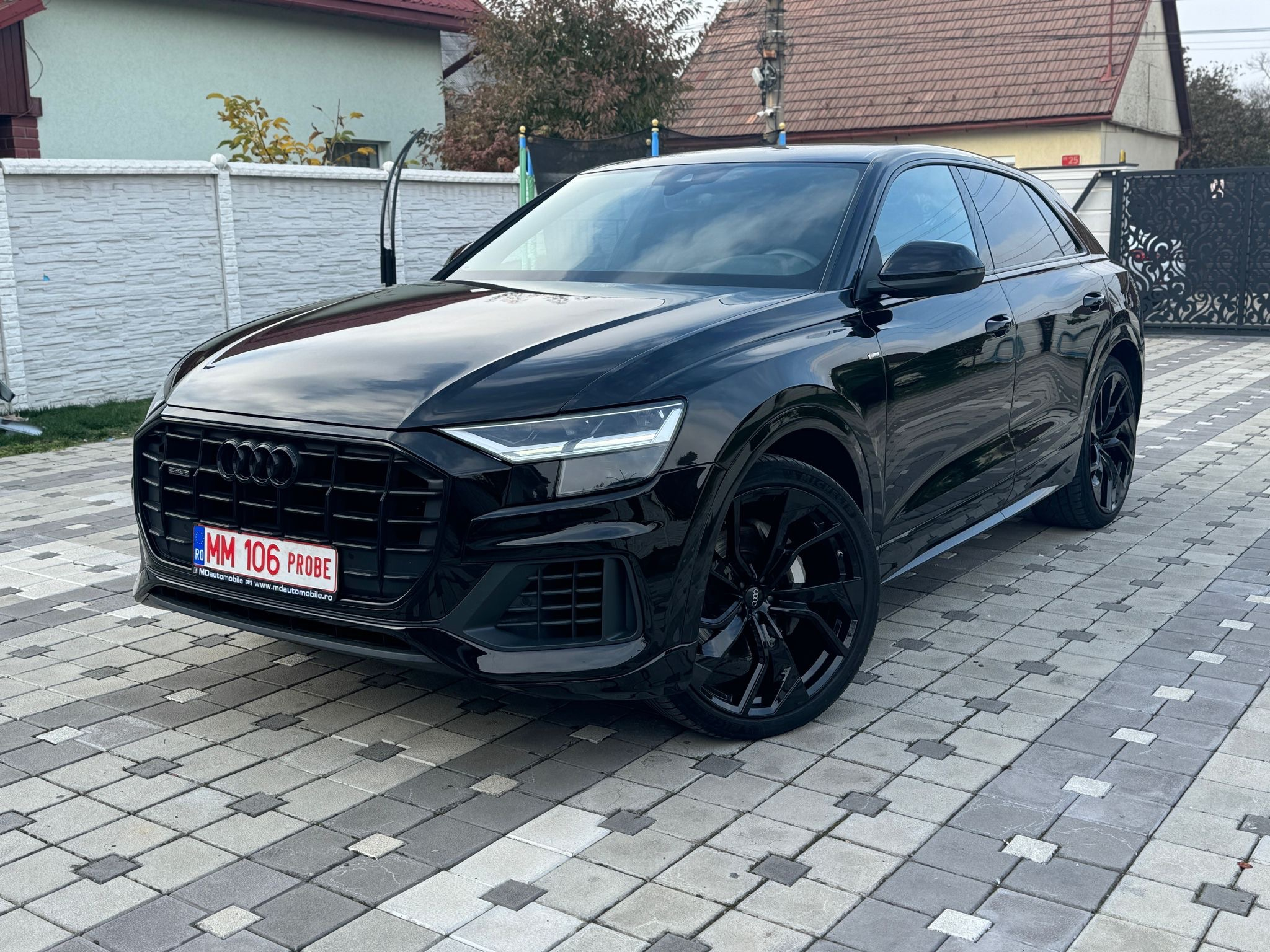 Audi Q8 - 25