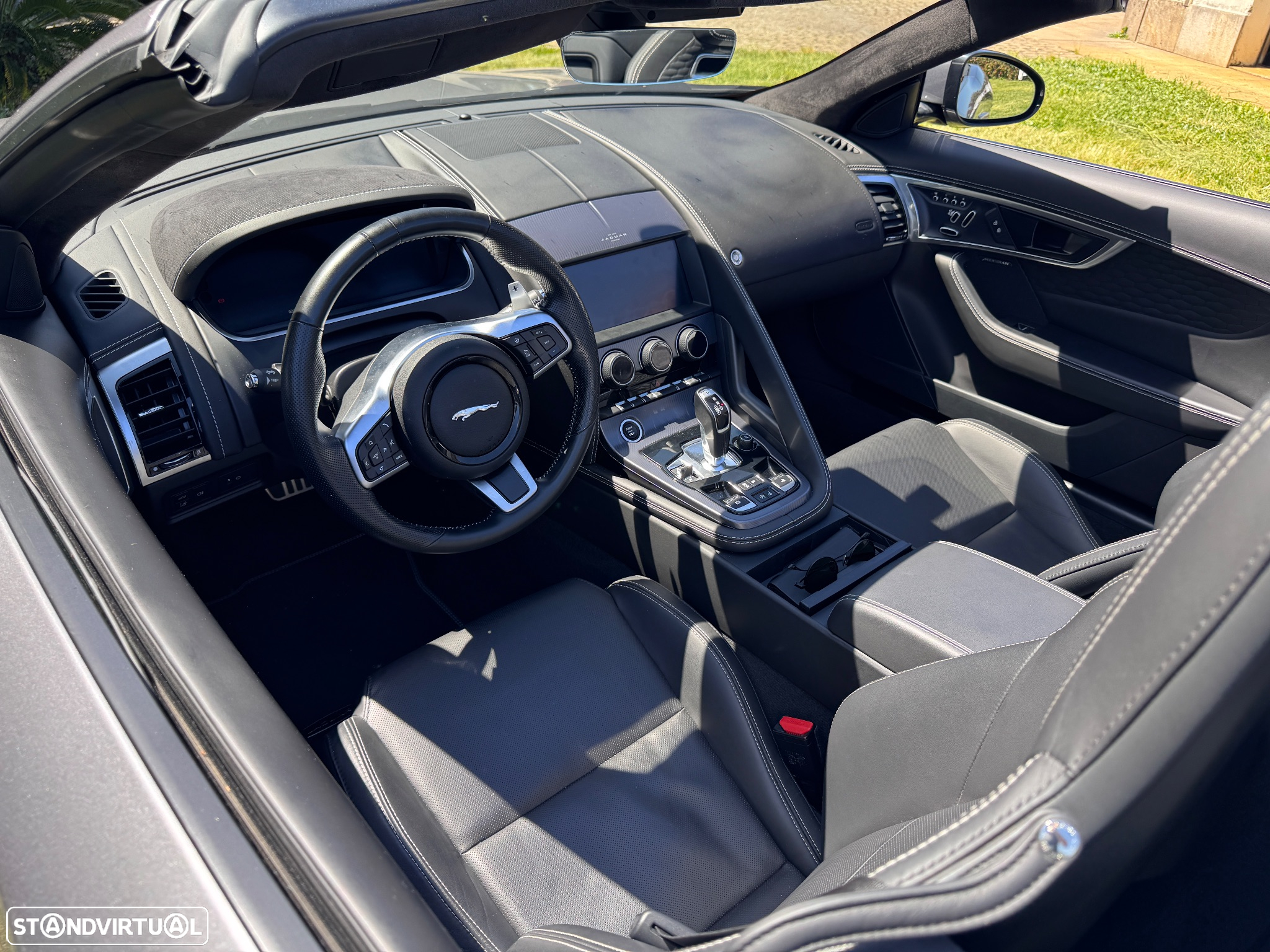 Jaguar F-Type Cabriolet P300 Aut. R-Dynamic Black - 14