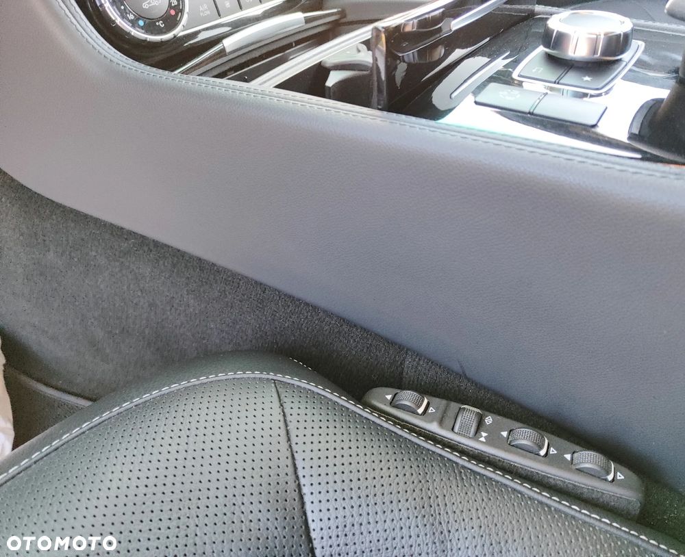 Mercedes-Benz CLS 350 d 4-Matic - 19