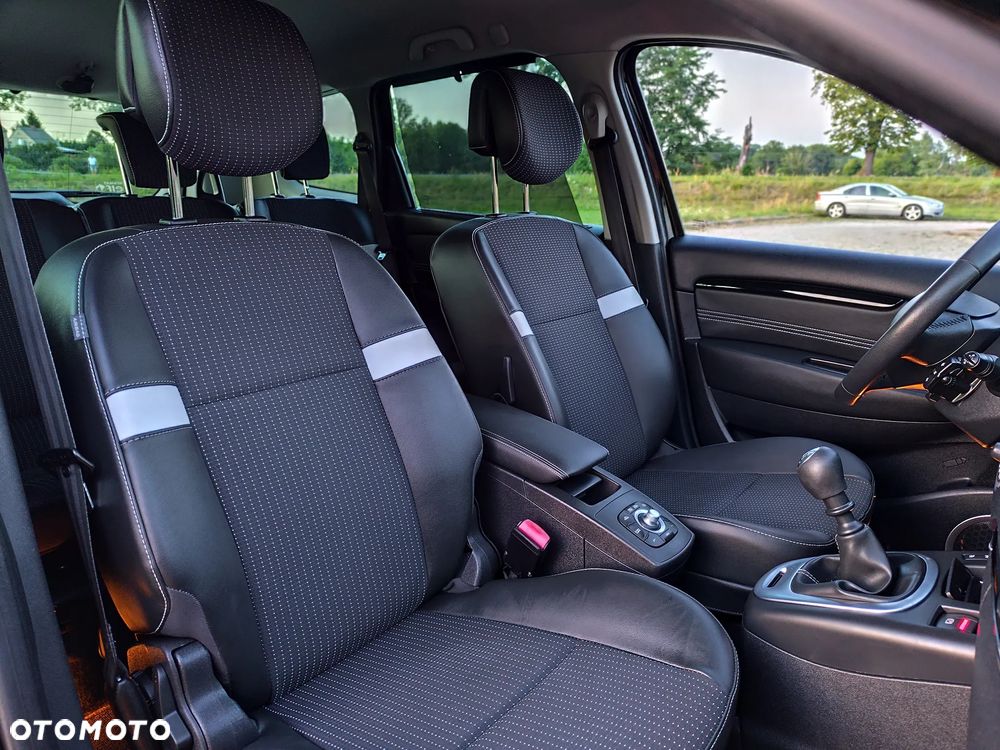Renault Scenic 1.6 16V 110 Paris - 15