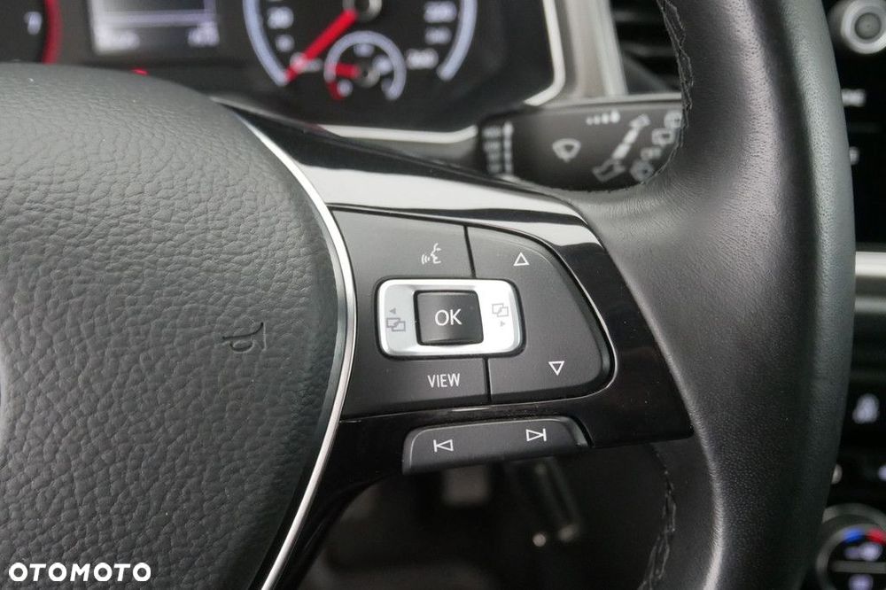 Volkswagen T-Roc 1.5 TSI ACT Advance DSG - 22