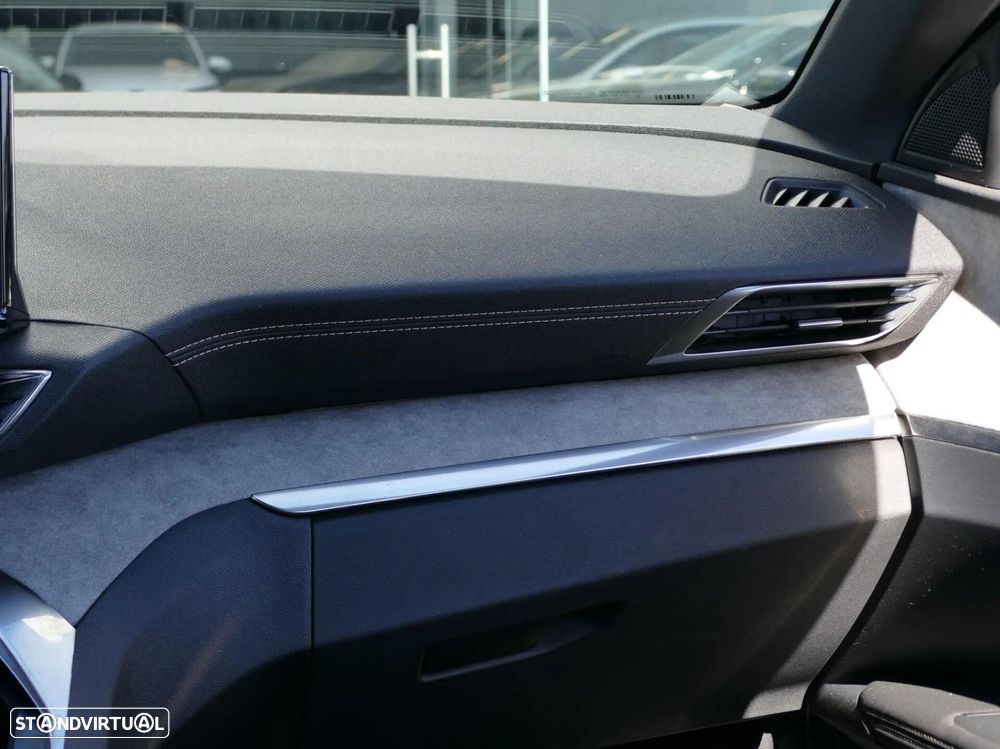 Peugeot 3008 1.5 BlueHDi GT EAT8 - 35