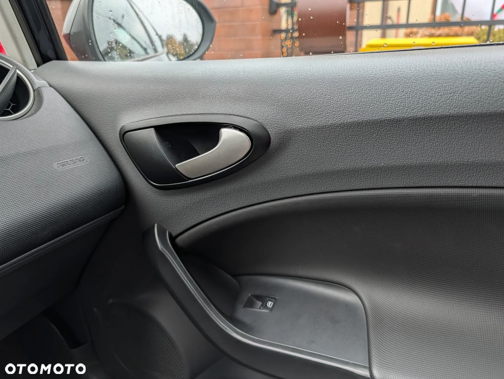 Seat Ibiza 1.4 16V Reference - 6