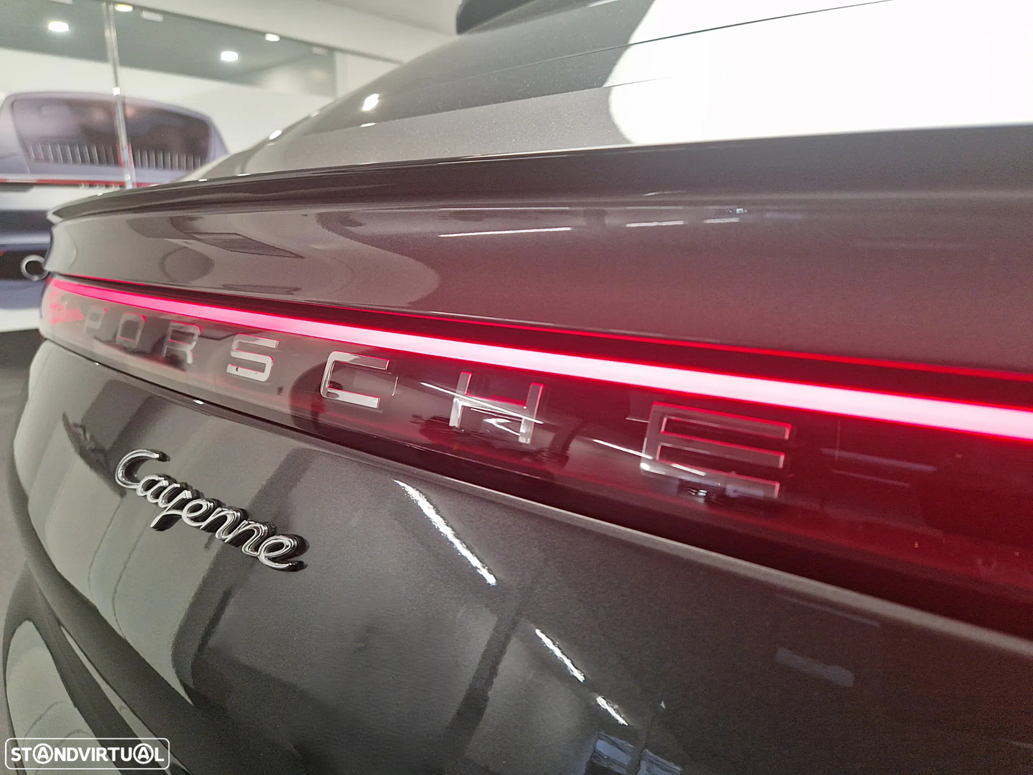 Porsche Cayenne Coupé E-Hybrid - 5