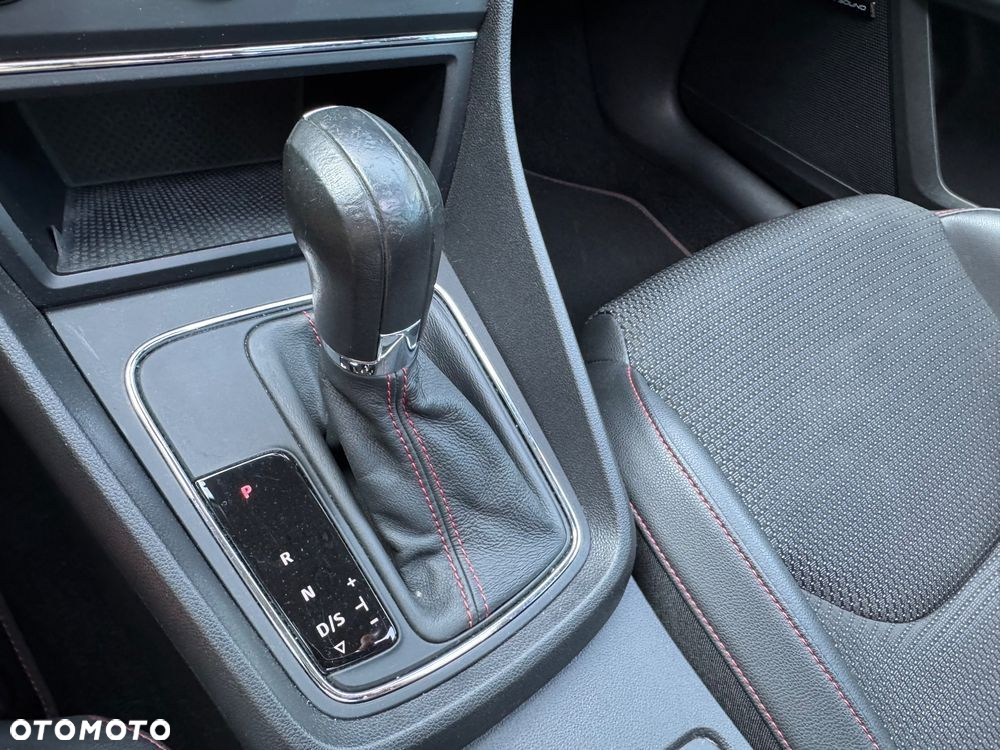 Seat Leon 2.0 TDI DPF DSG FR - 27