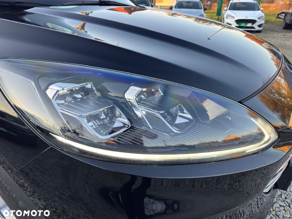 Ford Kuga 1.5 EcoBoost TITANIUM X - 3