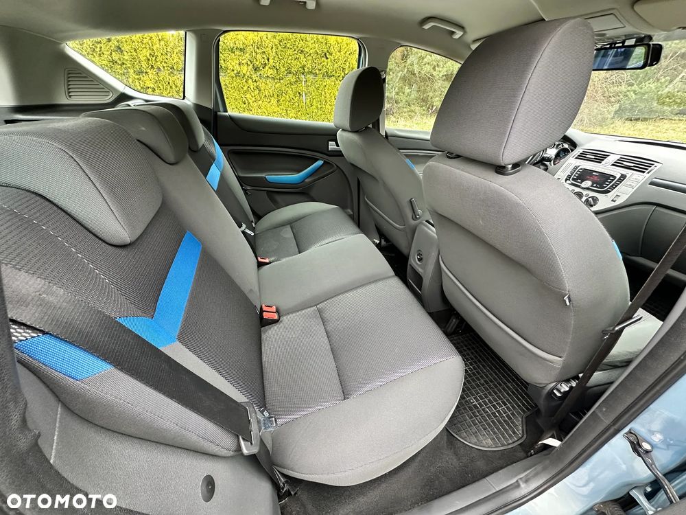 Ford Kuga 2.0 TDCi 2x4 Trend - 21