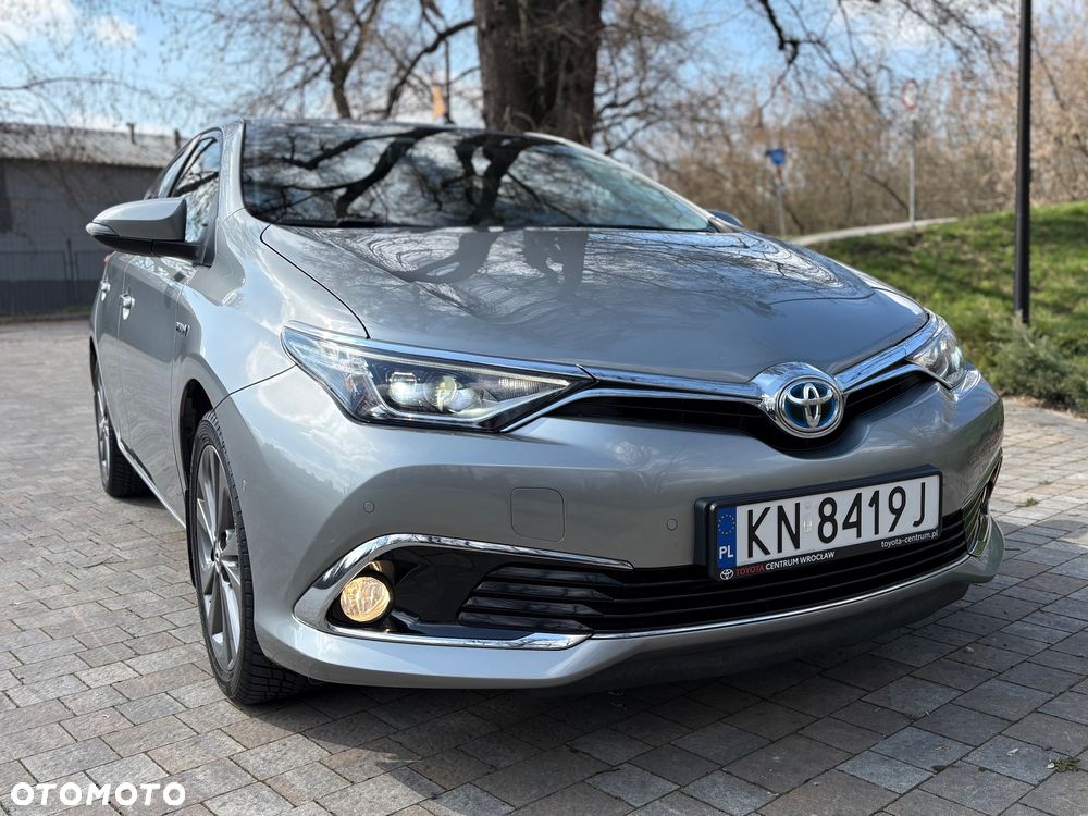 Toyota Auris Hybrid 135 Prestige - 14