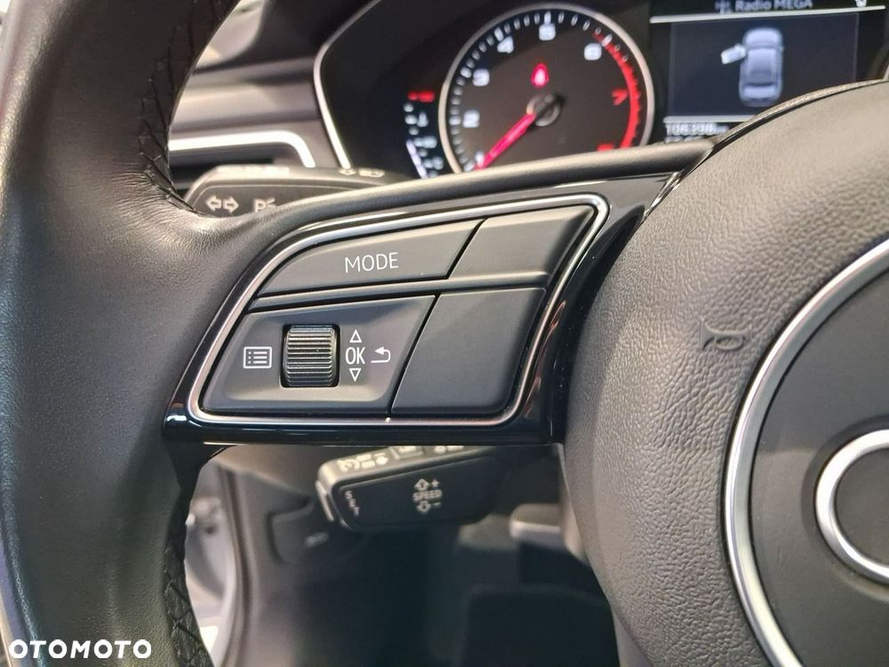Audi A4 Limousine - 16