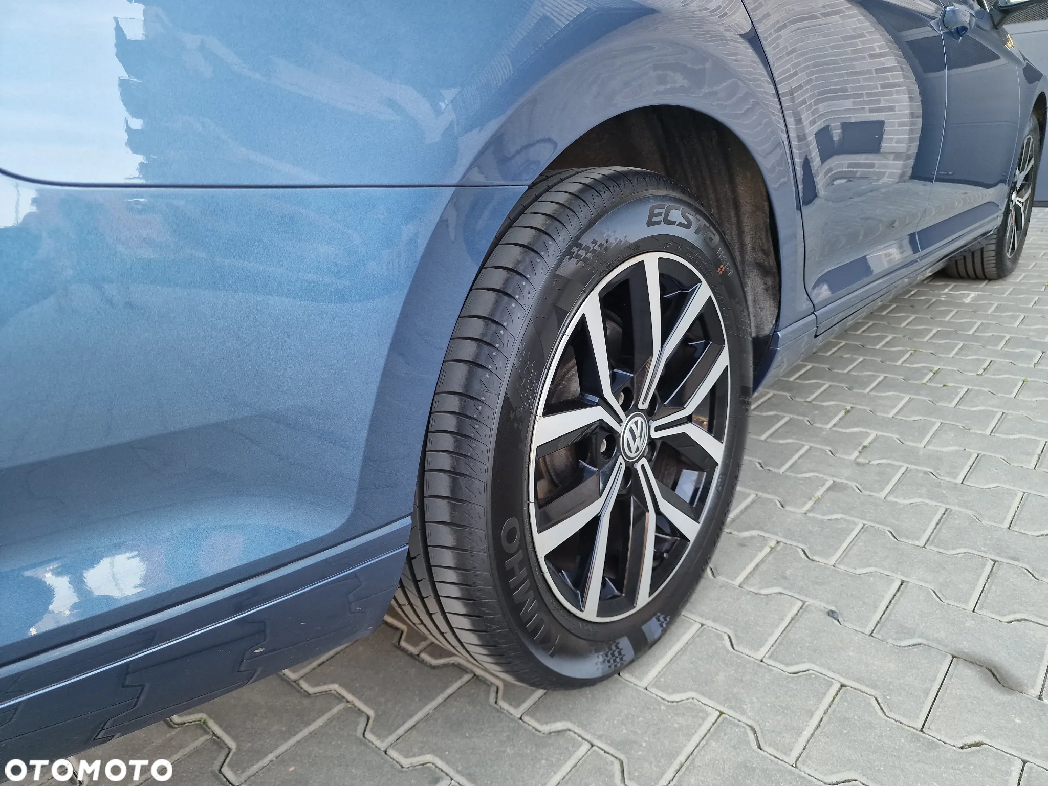 Volkswagen Passat 1.8 TSI BMT Comfortline - 8