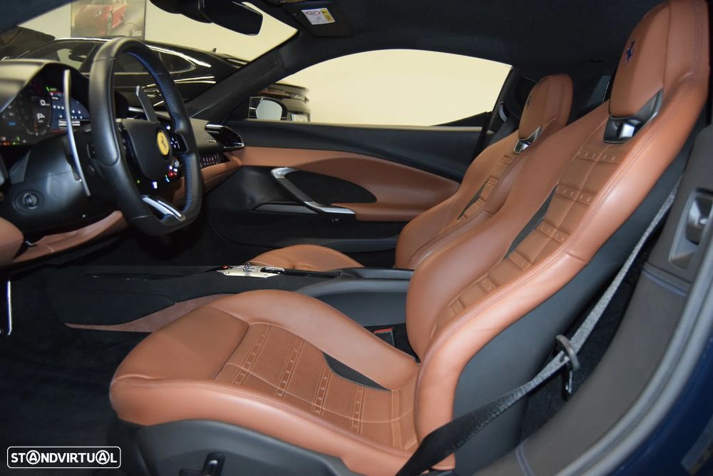 Ferrari 296 GTB Coupe - 40