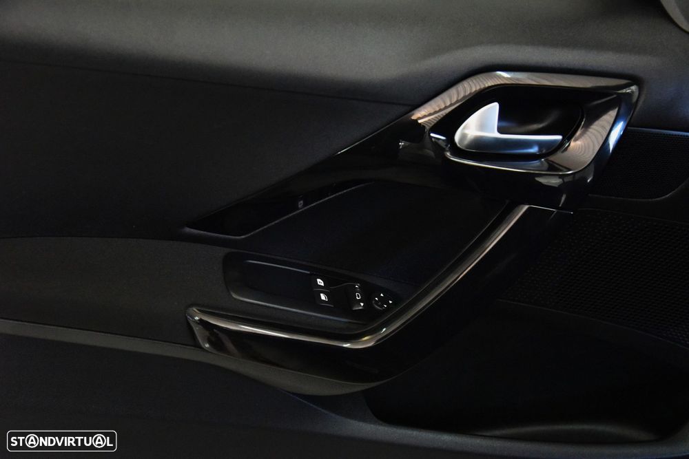 Peugeot 208 1.6 BlueHDi Active - 28