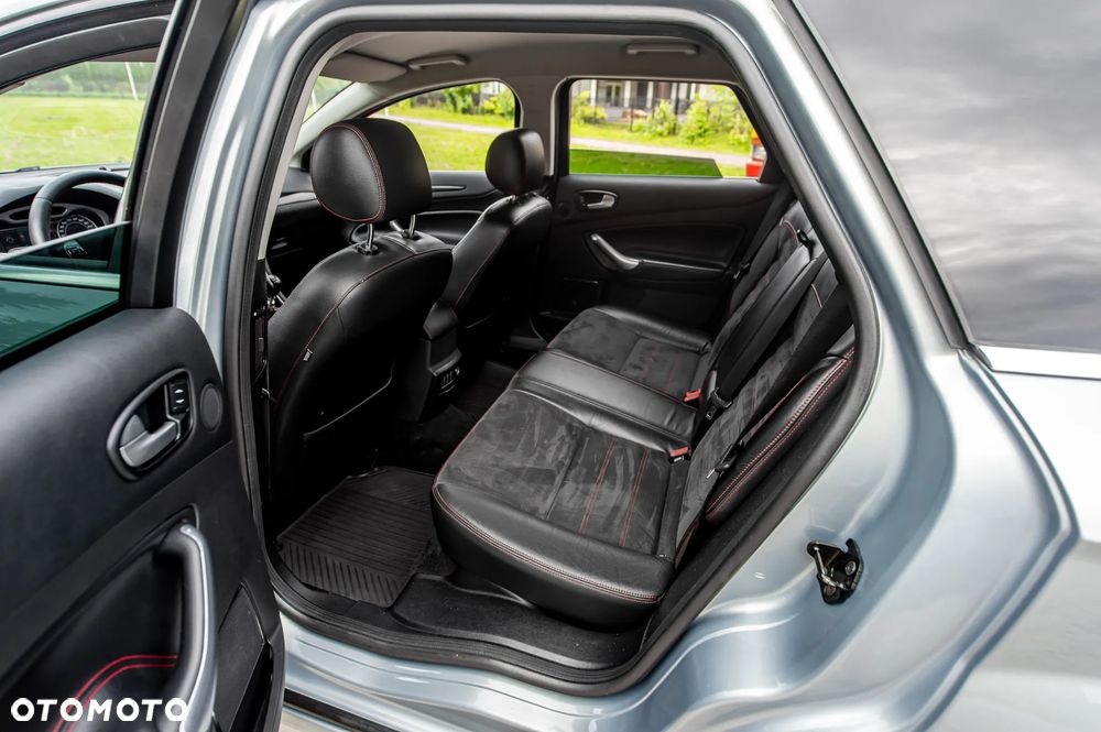 Ford Mondeo 2.2 TDCi Titanium S - 22