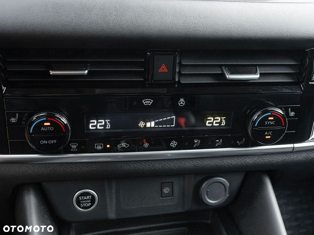Nissan Qashqai 1.3 DIG-T MHEV N-Connecta Xtronic - 17