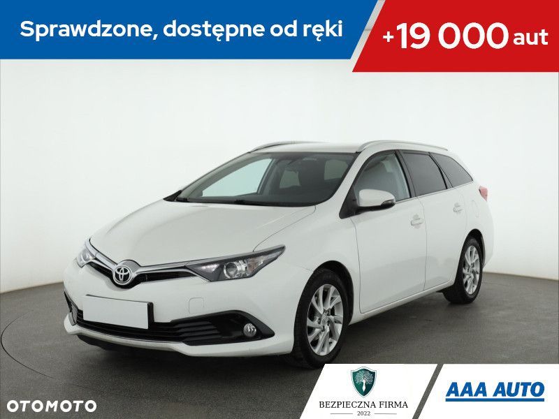 Toyota Auris - 2