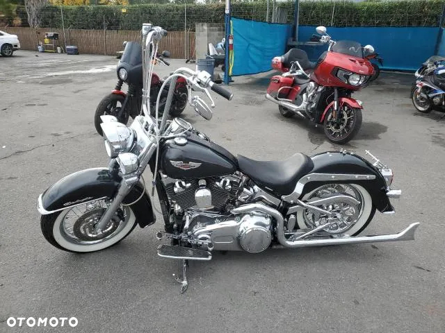 Harley-Davidson Softail Deluxe - 24