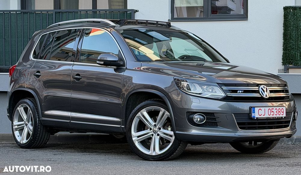 Volkswagen Tiguan - 1