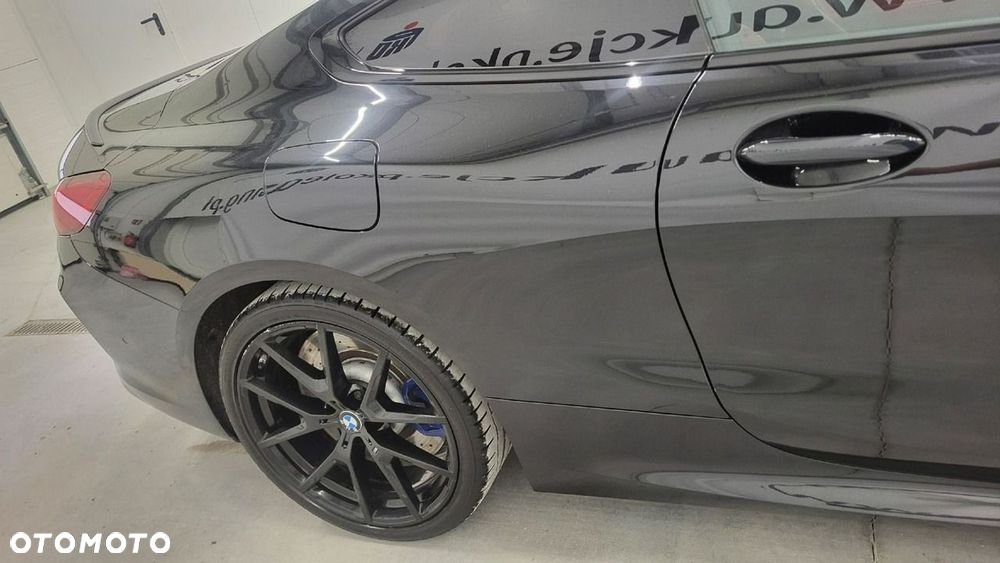 BMW Seria 8 M850i xDrive - 5