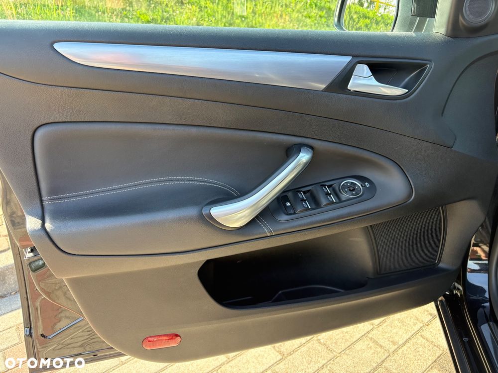 Ford Mondeo 2.0 TDCi Titanium X - 12