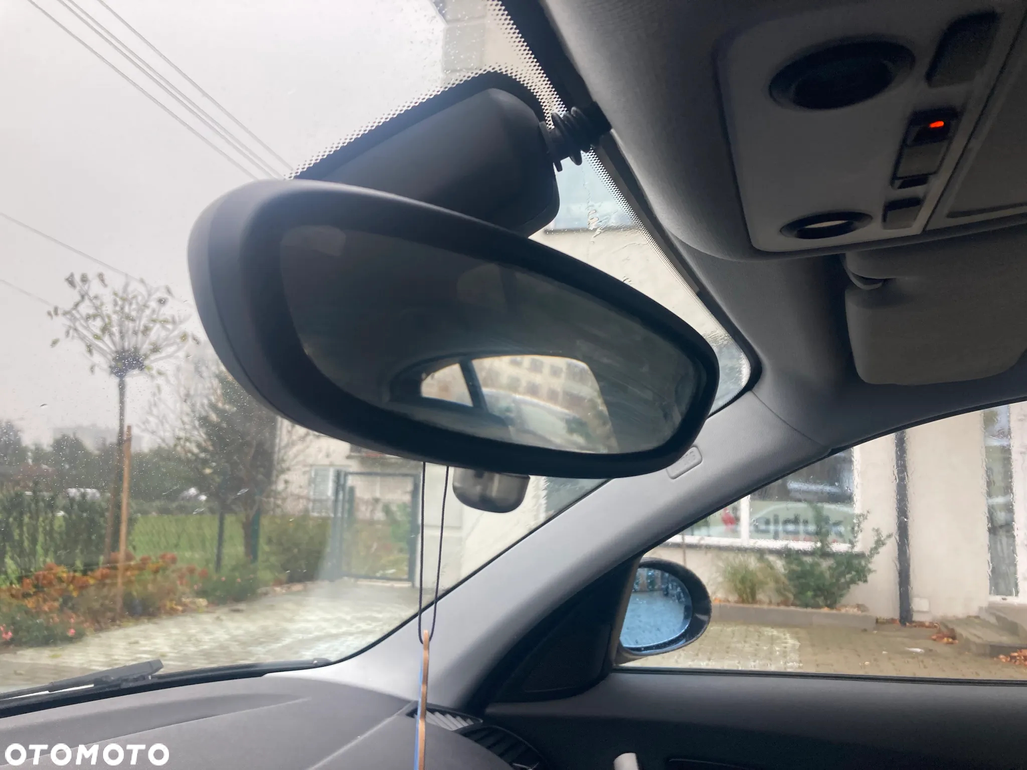 BMW Seria 1 118i - 13