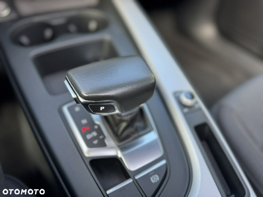 Audi A4 Avant 35 TDI S tronic advanced - 19