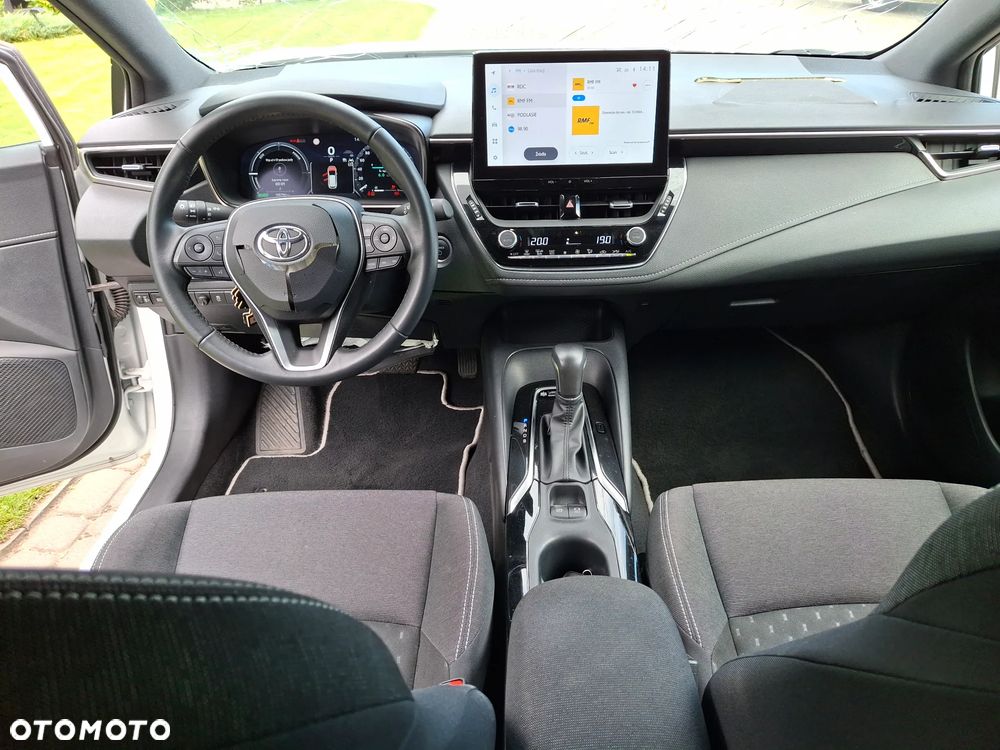 Toyota Camry 2.5 Hybrid Comfort CVT - 14