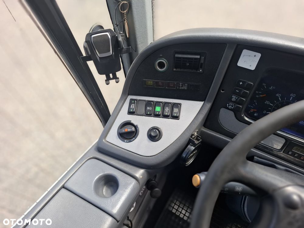 Mercedes-Benz Tourino 510 - 30