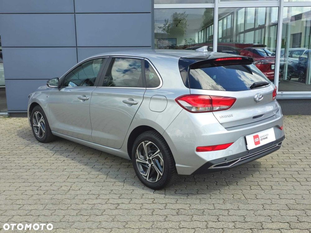 Hyundai i30 1.5 T-GDI 48V Smart - 8