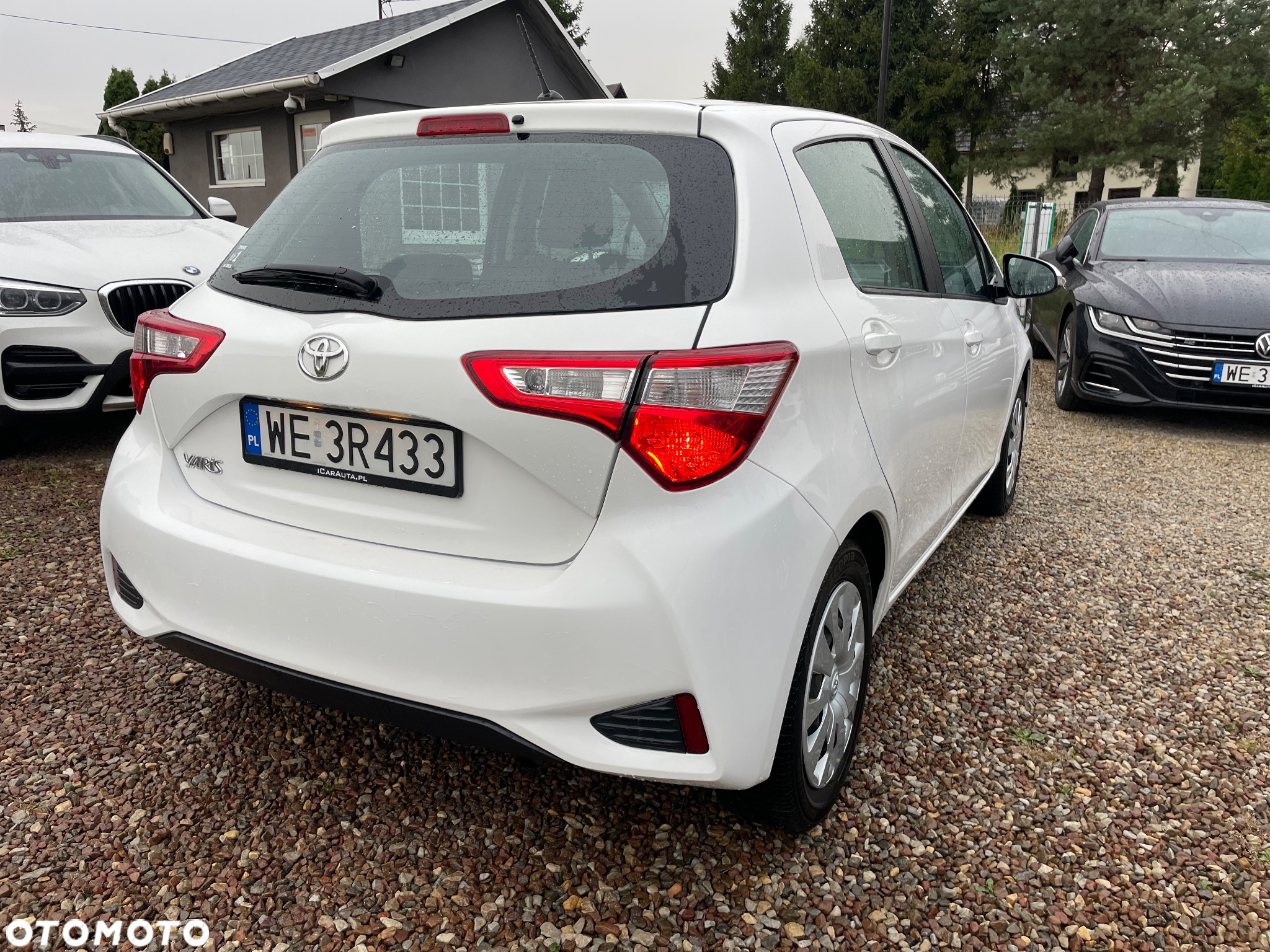 Toyota Yaris 1.0 Active - 12