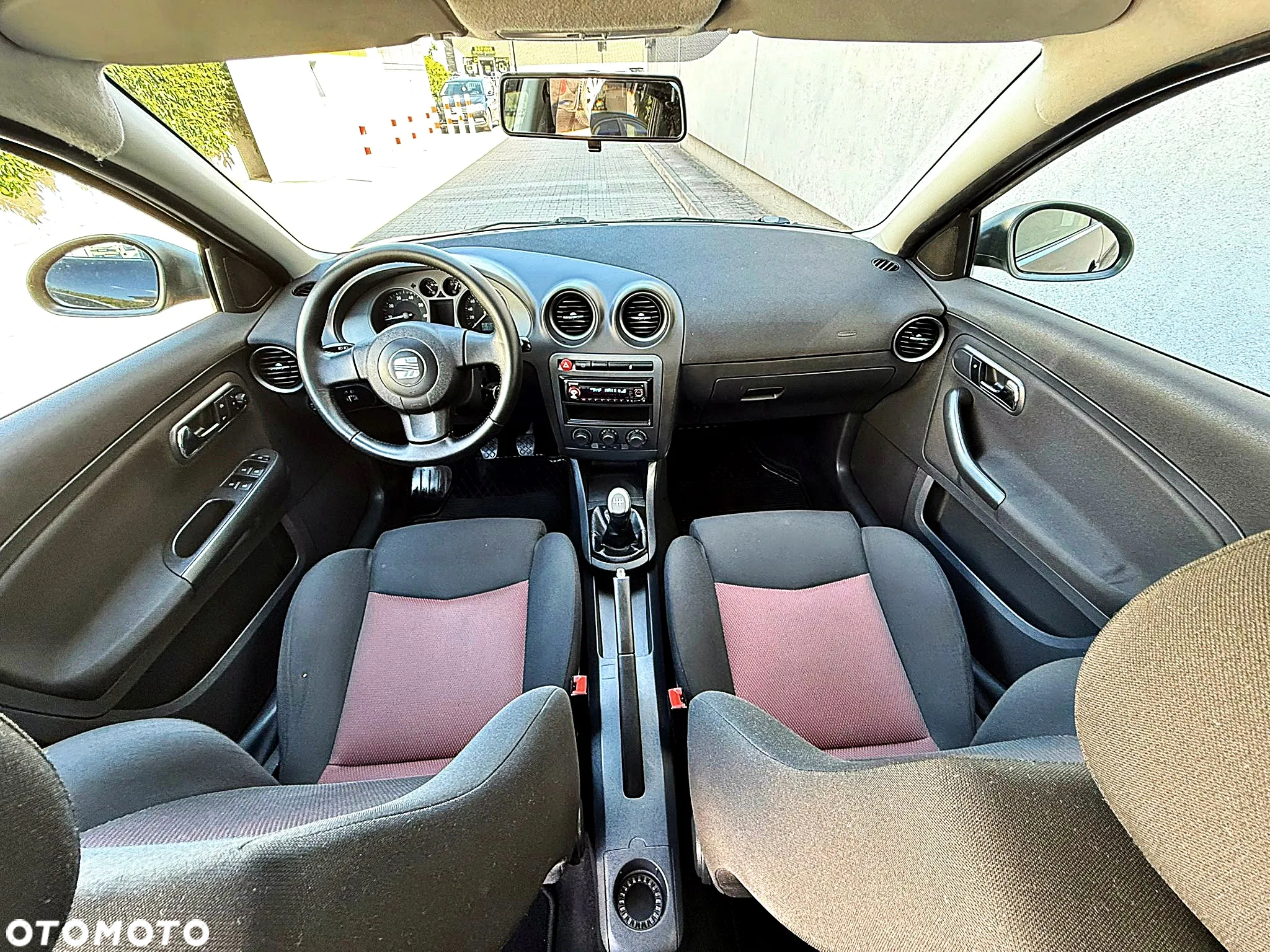 Seat Ibiza 1.4 16V Sport Edition - 12
