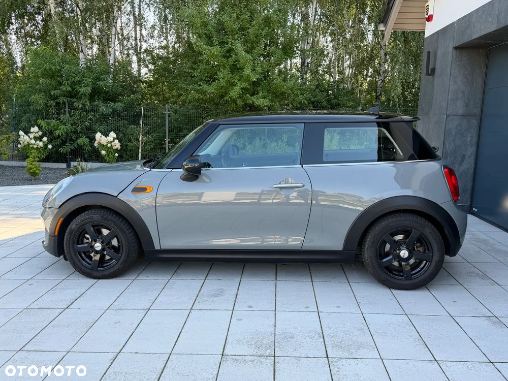 MINI Cooper Standard - 3