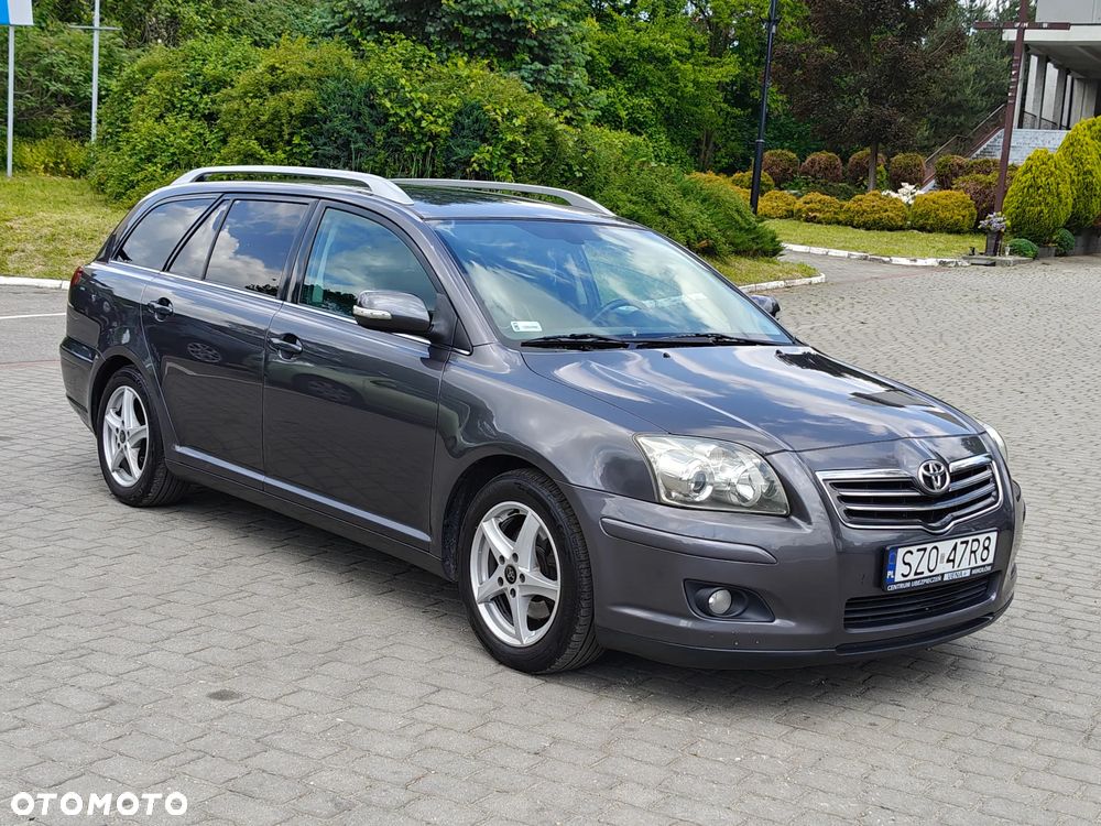 Toyota Avensis 2.2 D-4D X Premium - 14