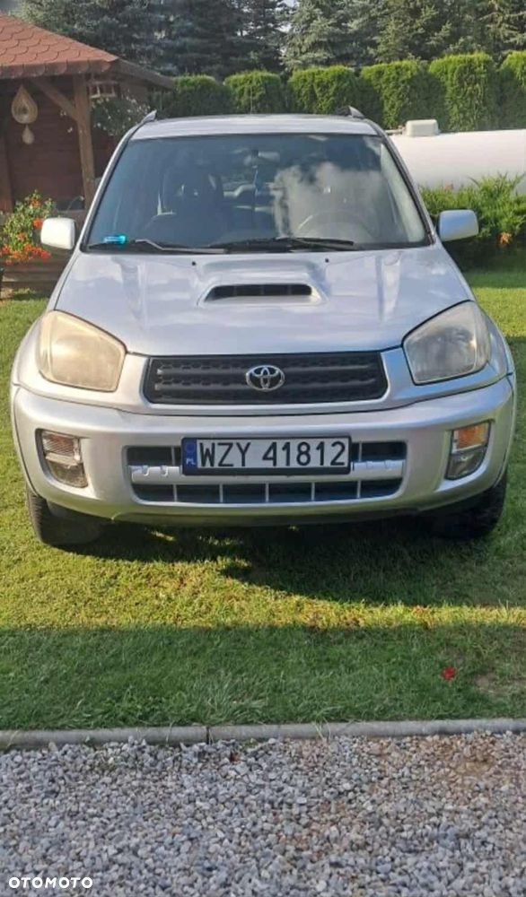 Toyota RAV4 D-4D 4x4 - 8