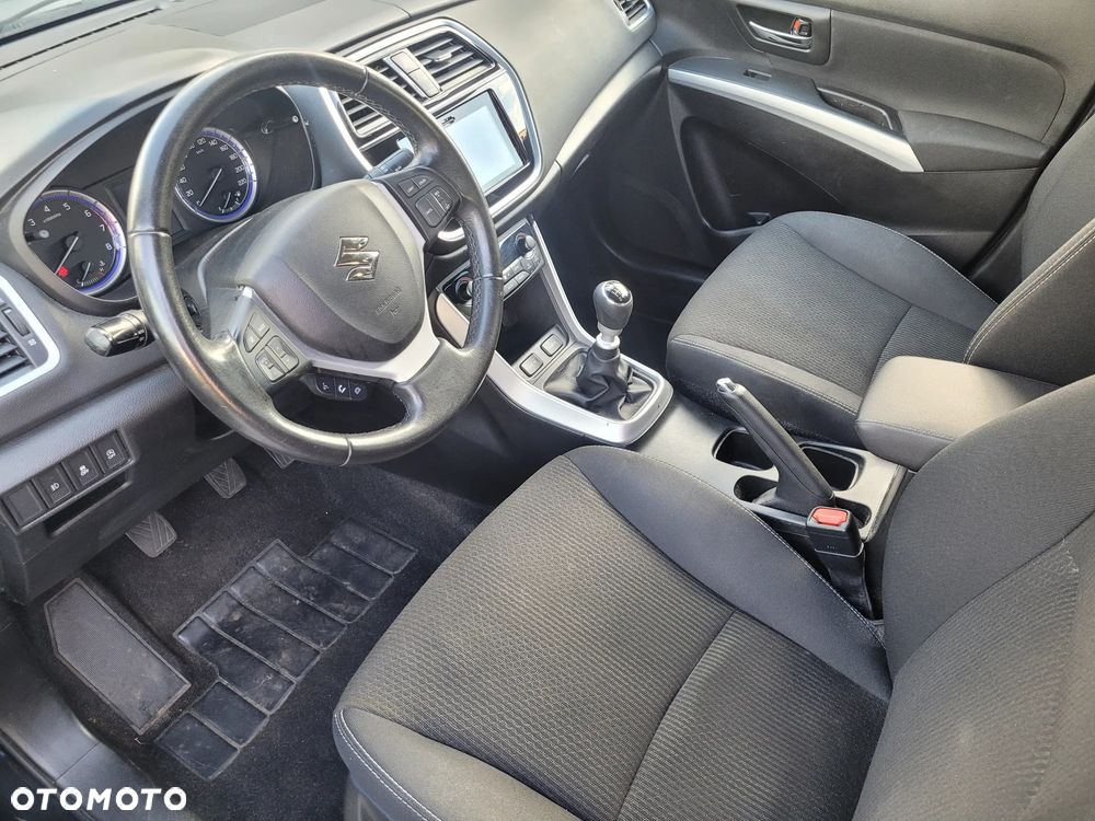 Suzuki SX4 S-Cross 1.4 T Premium - 7