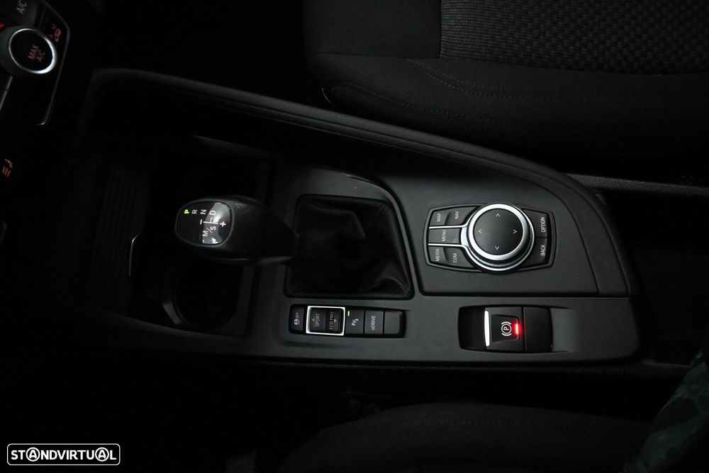 BMW X1 xDrive25e Advantage - 11