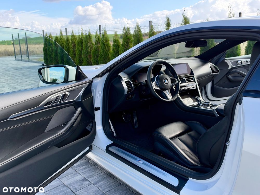 BMW Seria 8 840d xDrive mHEV - 21
