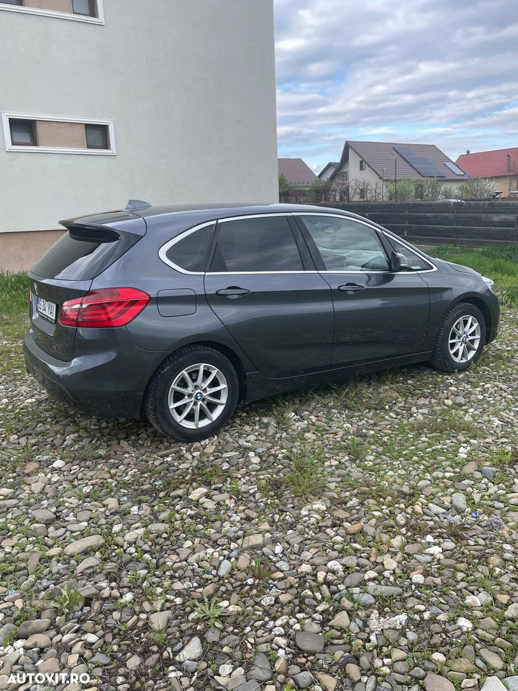 BMW Seria 2 214d Sport Line - 8
