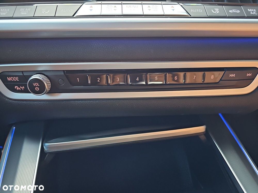 BMW X5 xDrive25d sport - 39