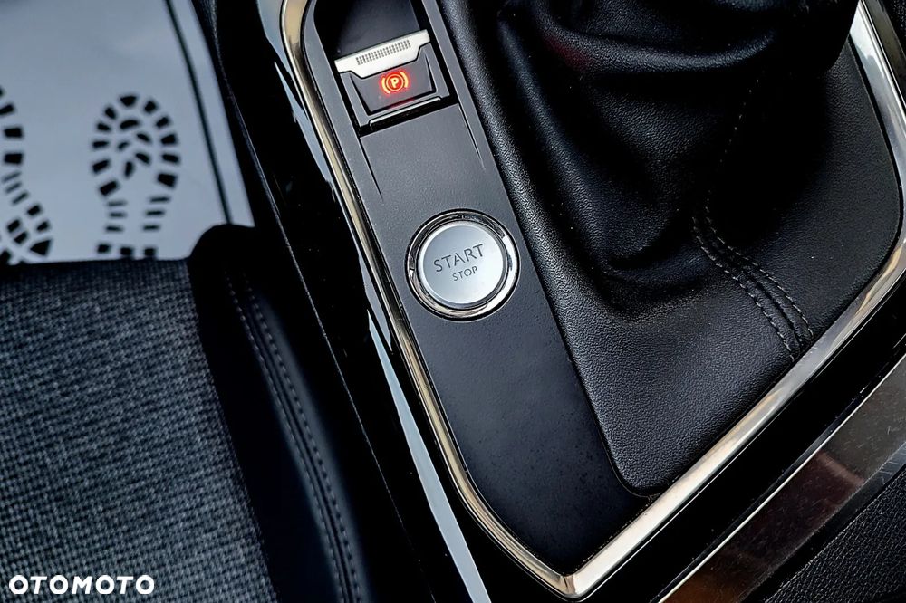 Peugeot 3008 PureTech 130 Stop & Start Allure - 11