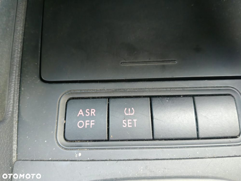 Volkswagen Jetta 1.9 TDI DPF Comfortline - 19