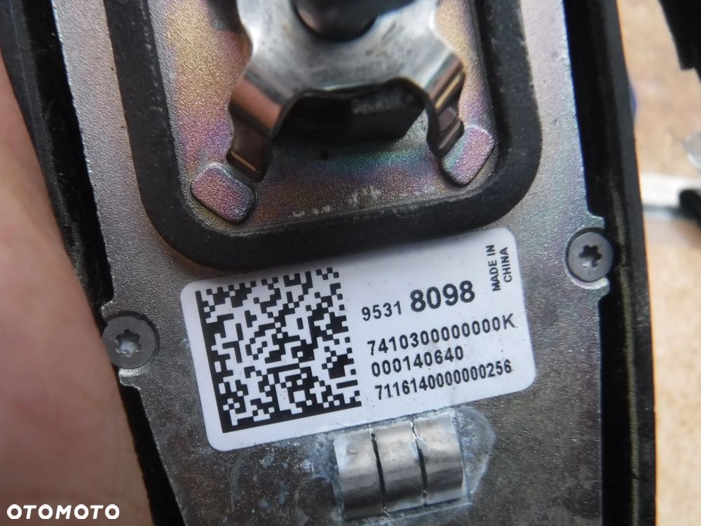 Opel Mokka  12-16 antena podstawa 95318098 - 2