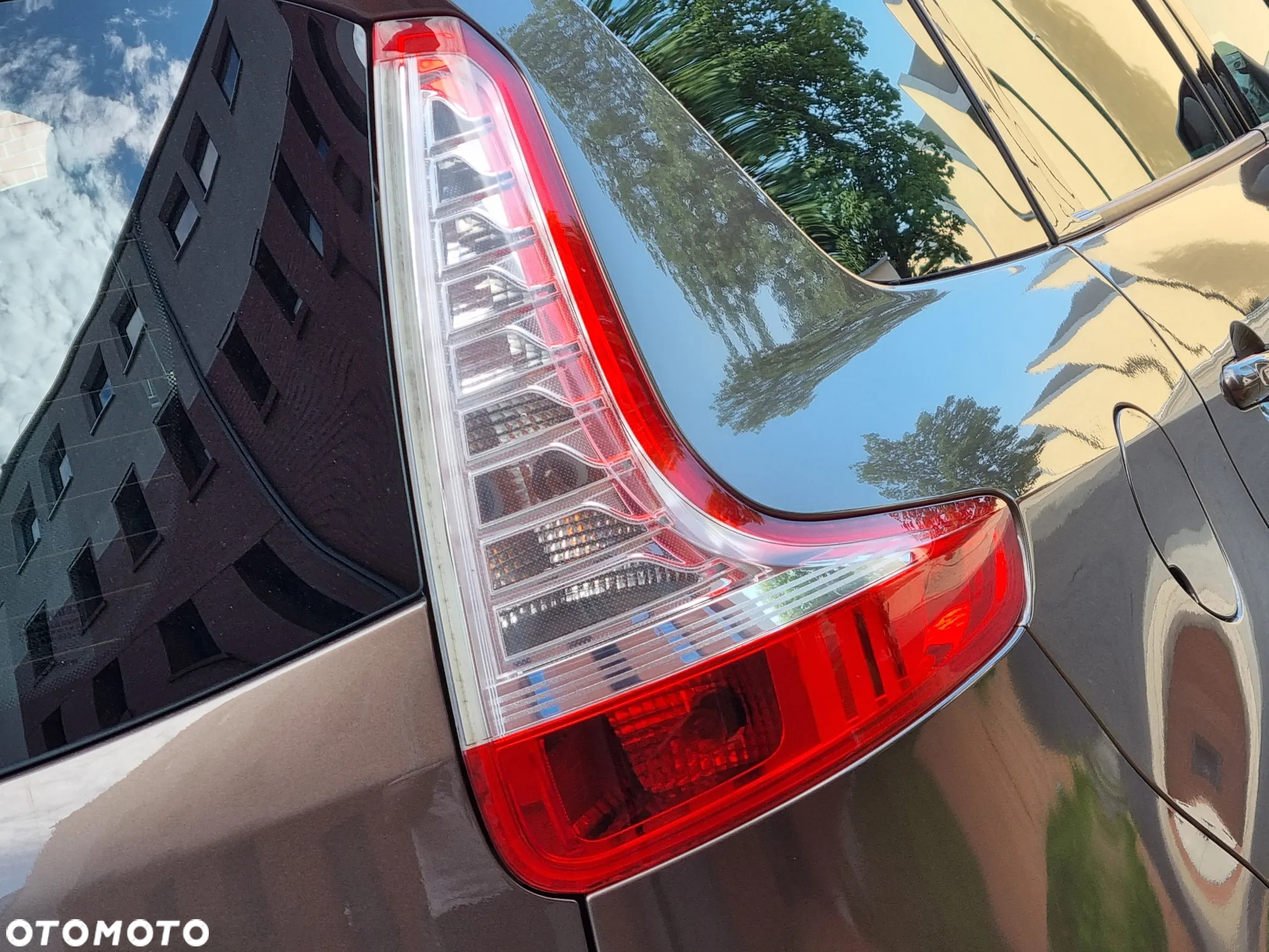 Renault Grand Scenic Gr 1.4 16V TCE Bose Edition - 15