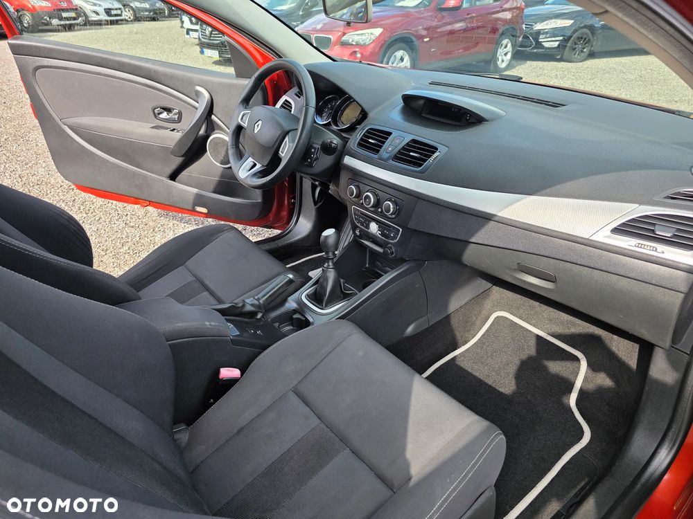 Renault Megane 1.6 16V Dynamique Euro5 - 21