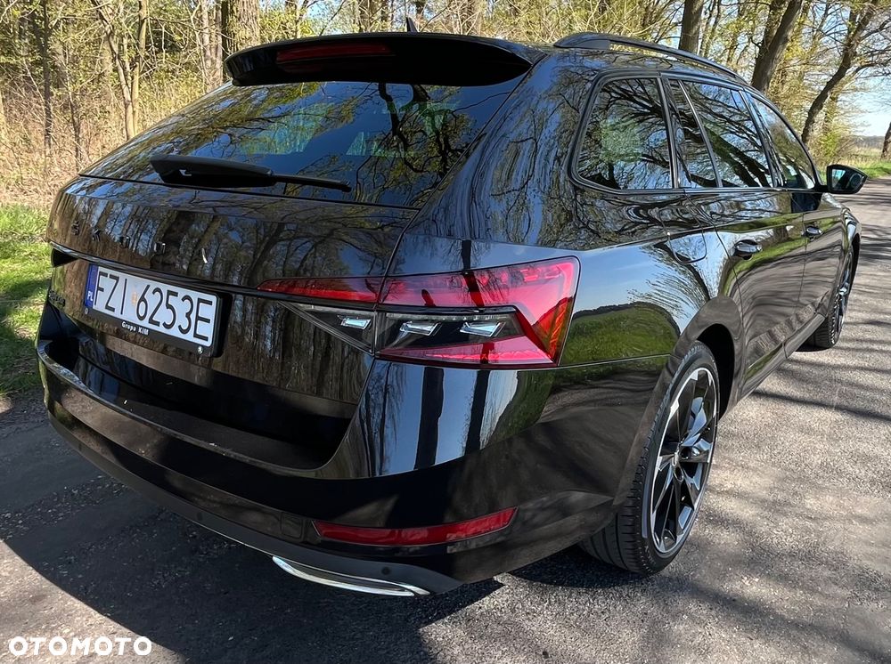Skoda Superb 2.0 TDI SCR Sportline DSG - 2