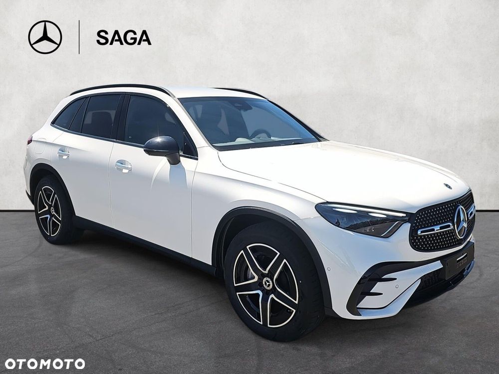 Mercedes-Benz GLA - 4