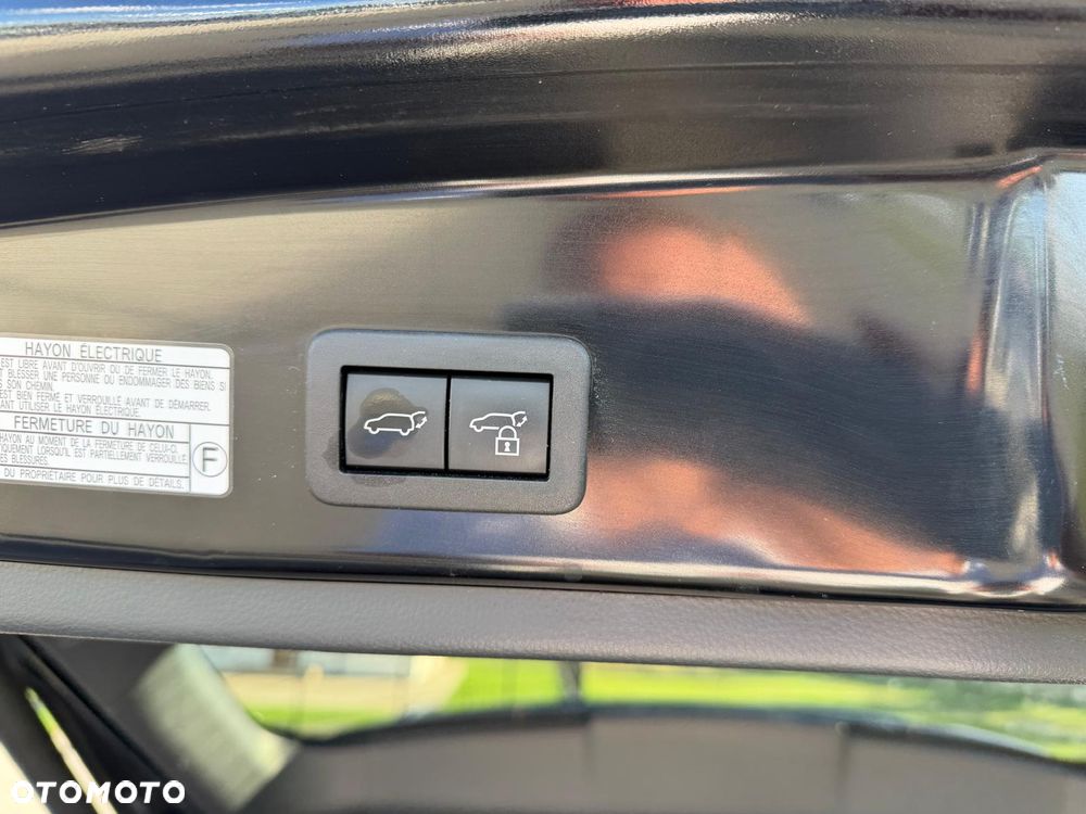 Toyota Corolla Cross 2.0 Hybrid Style - 25