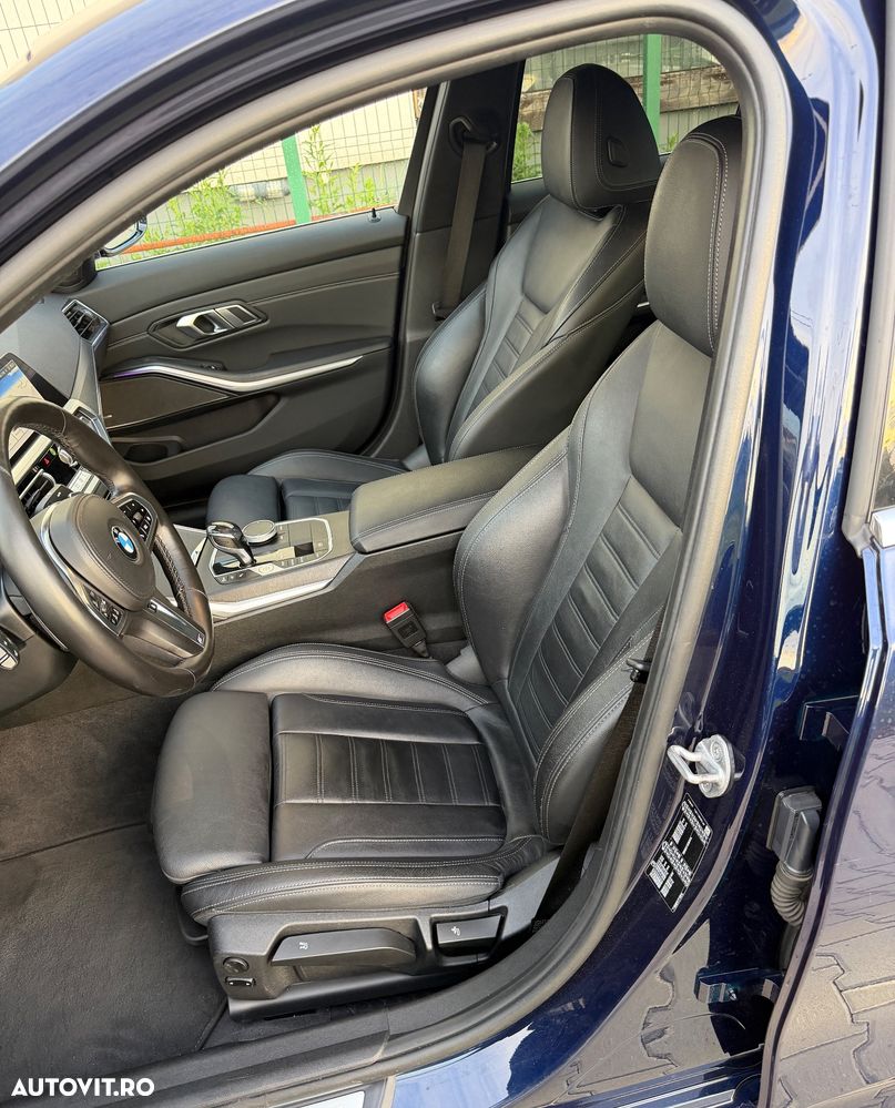 BMW Seria 3 320d Sport-Aut. Luxury Line - 24