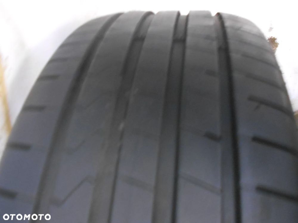 OPONA POJEDYNKA 225/45R18 HANKOOK VENTUS PRIME 4 DOT 1023 6.8MM - 2